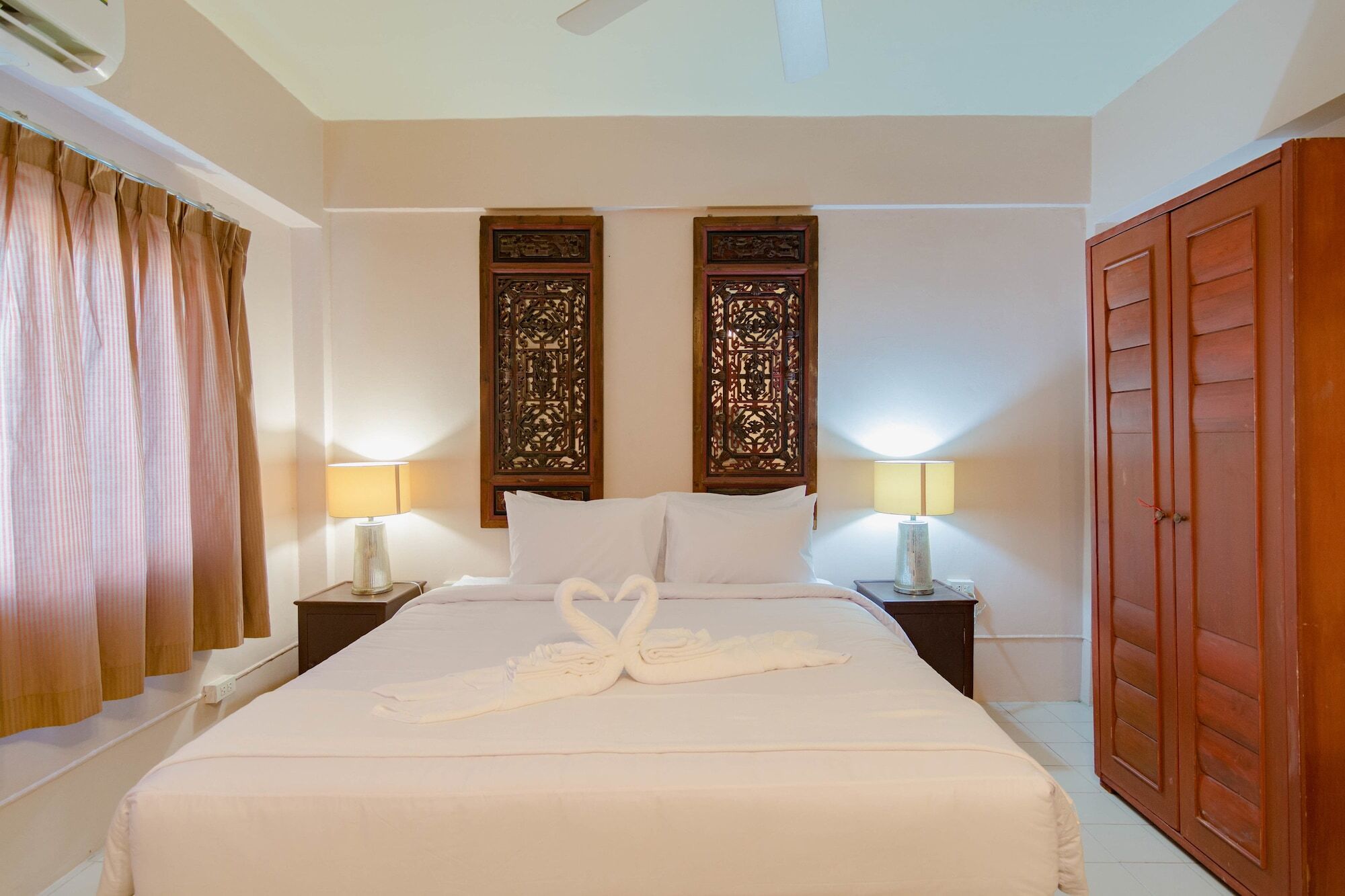 Bed At Beach Hostel Phuket Eksteriør bilde