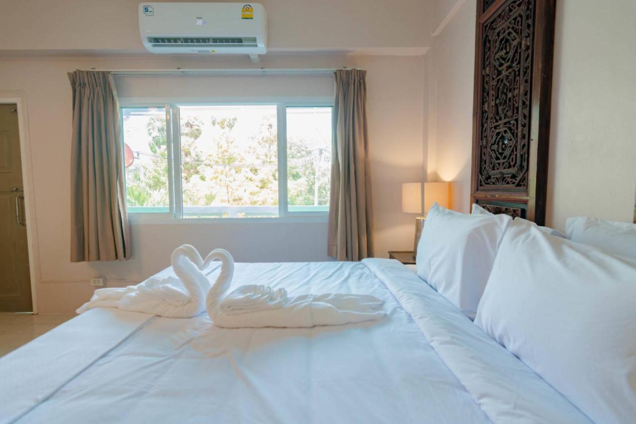 Bed At Beach Hostel Phuket Eksteriør bilde